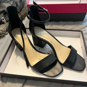 vince camuto margry block heel sandal black